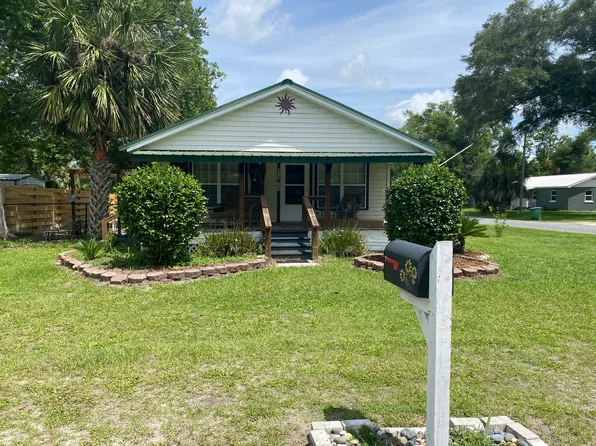 107 Owens Ave SE, Branford, FL 32008