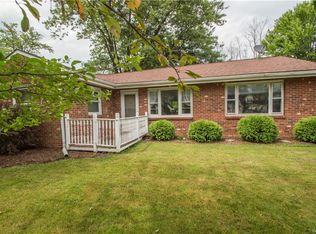 6217 Bartz Rd, Lockport, NY 14094