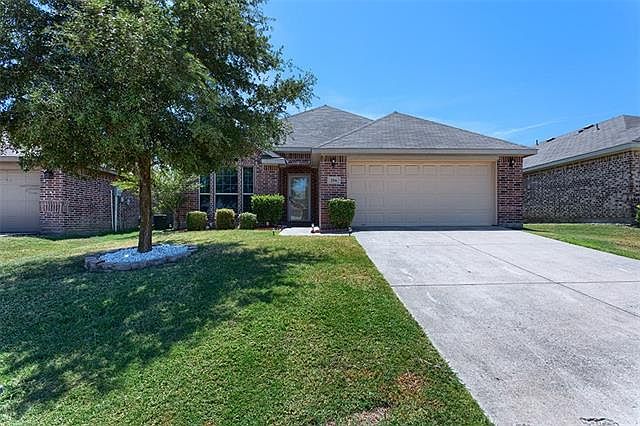 1st image of 206 Creekwood Dr