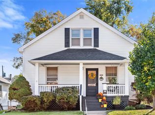 126 N Benton Ave, Saint Charles, MO 63301