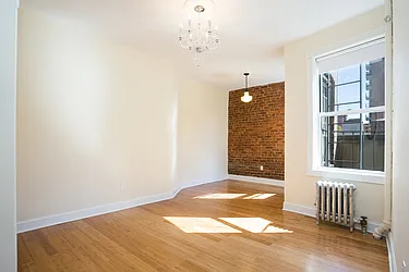 Rented by Vivaldi Real Estate