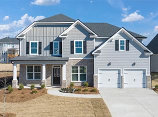 1070 Hawthorne Cir, Madison, GA 30650