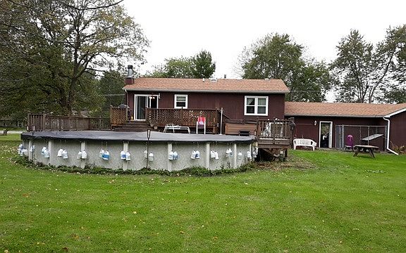 3rd image of 37535 N Lake Crest St