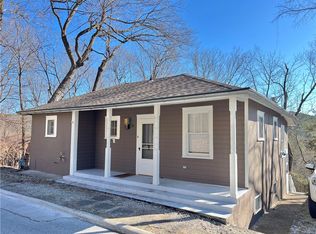 23 Bridge St, Eureka Springs, AR 72632