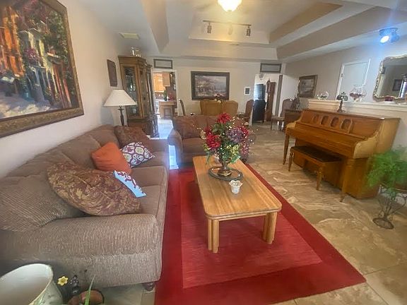 5th image of 2574 Desert Hills Dr