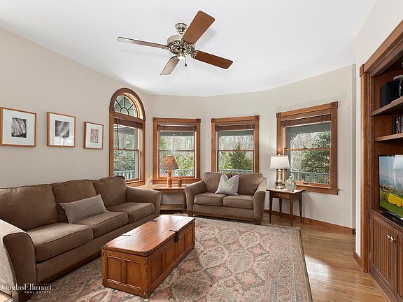 5th image of 60 Harbor Watch Ct