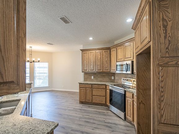 4th image of 3136 Tealwood Pl
