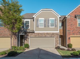 2215 Overlook Vw, Atlanta, GA 30329