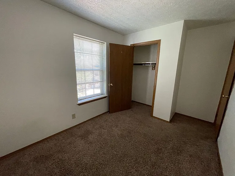 Southfork Apartments — Photo 18