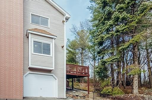 1st image of 51 Aurora Ln