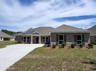 5420 E Belle Fontaine Rd, Ocean Springs, MS 39564