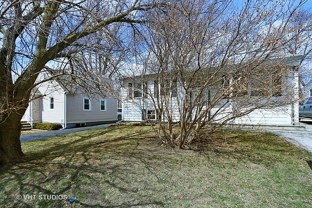 1st image of 922 Oakwood Dr