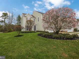 8 Brattleboro Ct, Medford, NJ