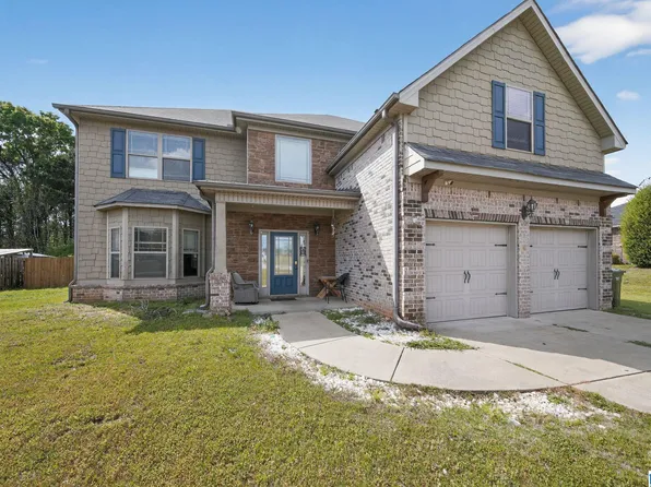 13 Courtney Cir, Fort Mitchell, AL 36856
