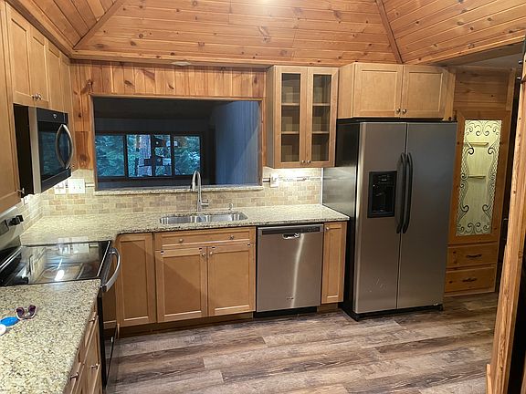 4th image of 119 Castle Mountain Dr