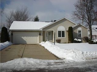 52721 Westgate Dr, South Bend, IN