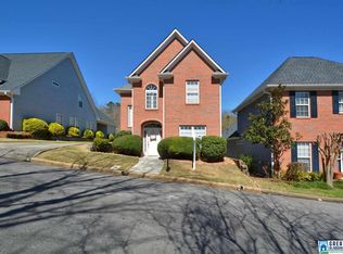 1618 Kristi Cir, Vestavia, AL 35243