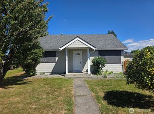 170 N 3rd St, Buckley, WA 98321