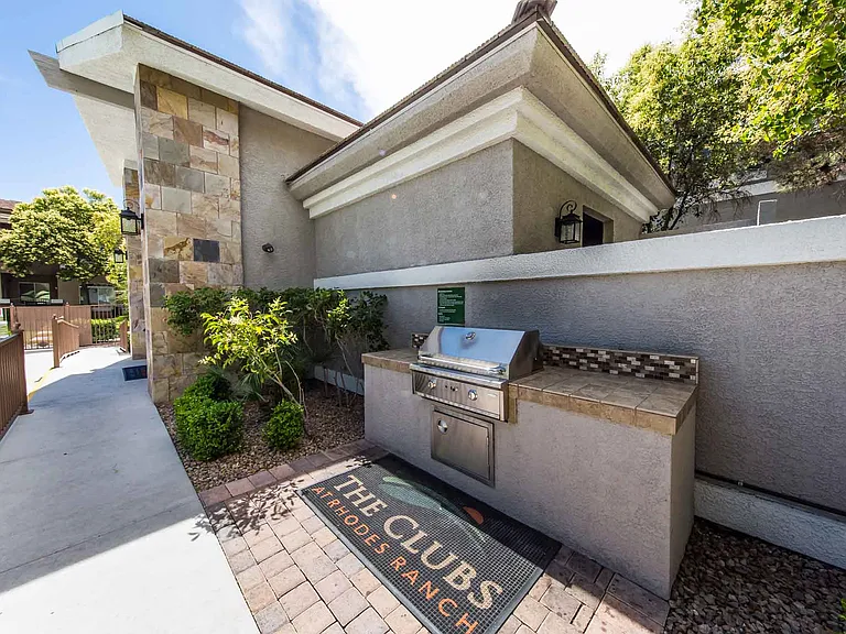 THE CLUBS AT RHODES RANCH APARTMENT HOMES — Photo 18
