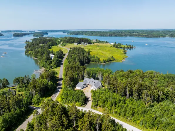 6 Ocean Ridge Road, Cushing, ME 04563