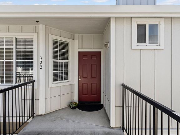 3rd image of 250 Santa Fe Ter APT 322