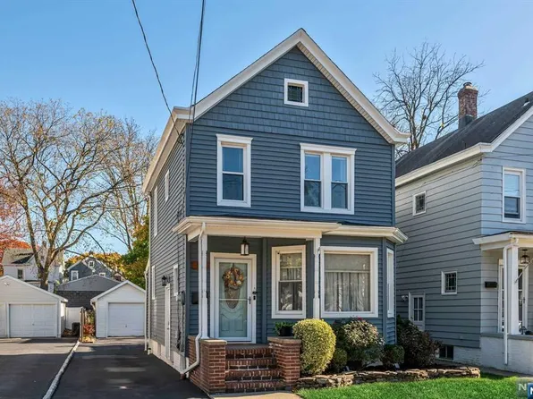 93 2nd Ave, Hawthorne, NJ 07506