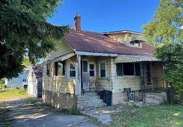 644 Porter Ave photo 1