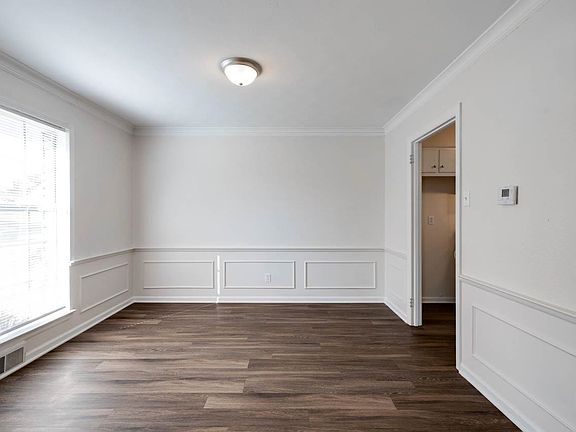 5th image of 3934 Wisteria Dr