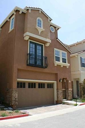 1st image of 461 Norwood Cir
