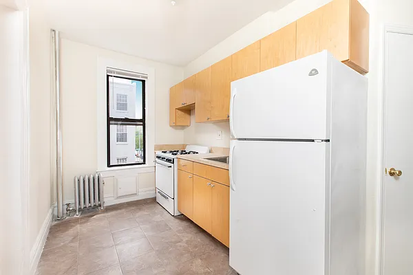 Rented by Compass | media 6