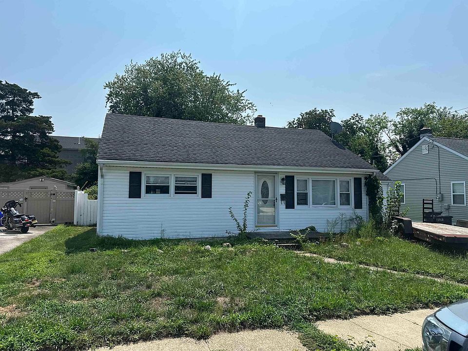 1st image of 1154 McConnell Dr