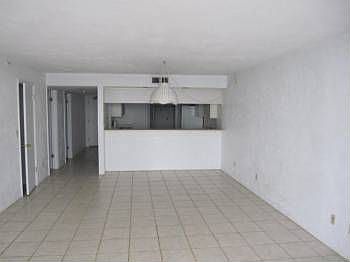 5th image of 2555 S Atlantic Ave APT 502
