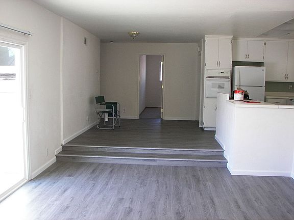 Family rm to Kitchen