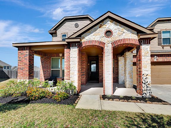 2nd image of 3909 Waterworth Way
