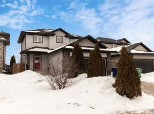 227 Macinnes St, Saskatoon, SK S7T0L6