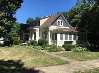 307 Vine St, Pana, IL 62557