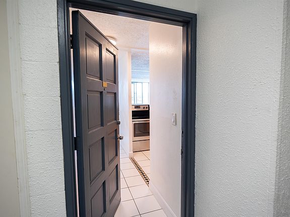 2nd image of 111 Kahului Beach Rd APT D420