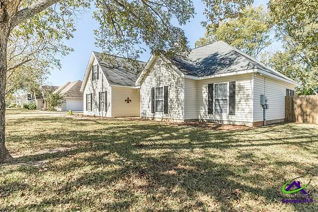 127 Grove Ln — Photo 4