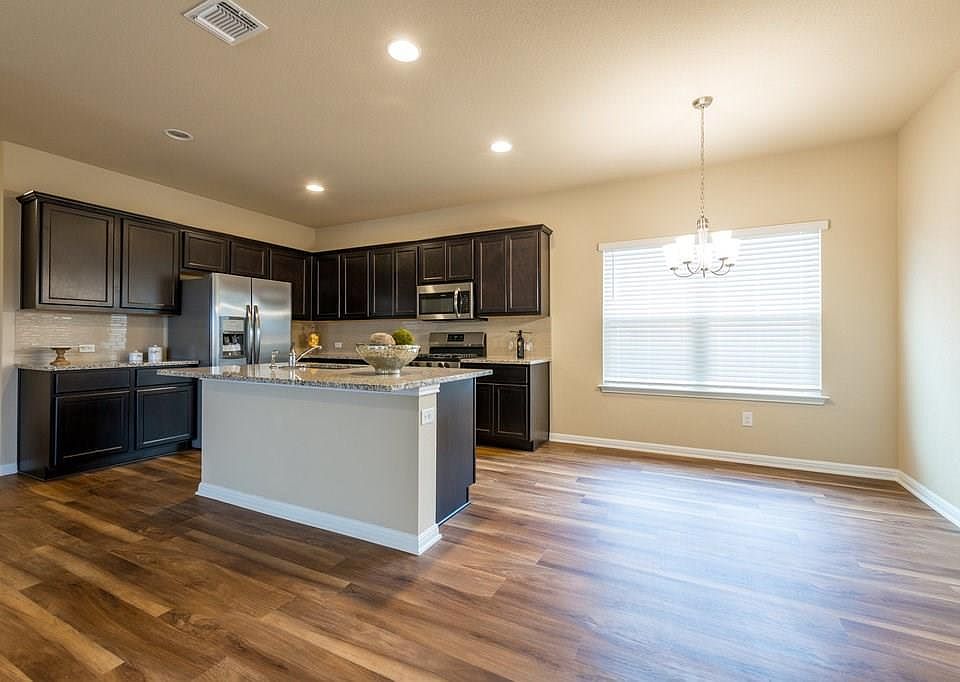 1st image of 1507 Autumn Sage Way