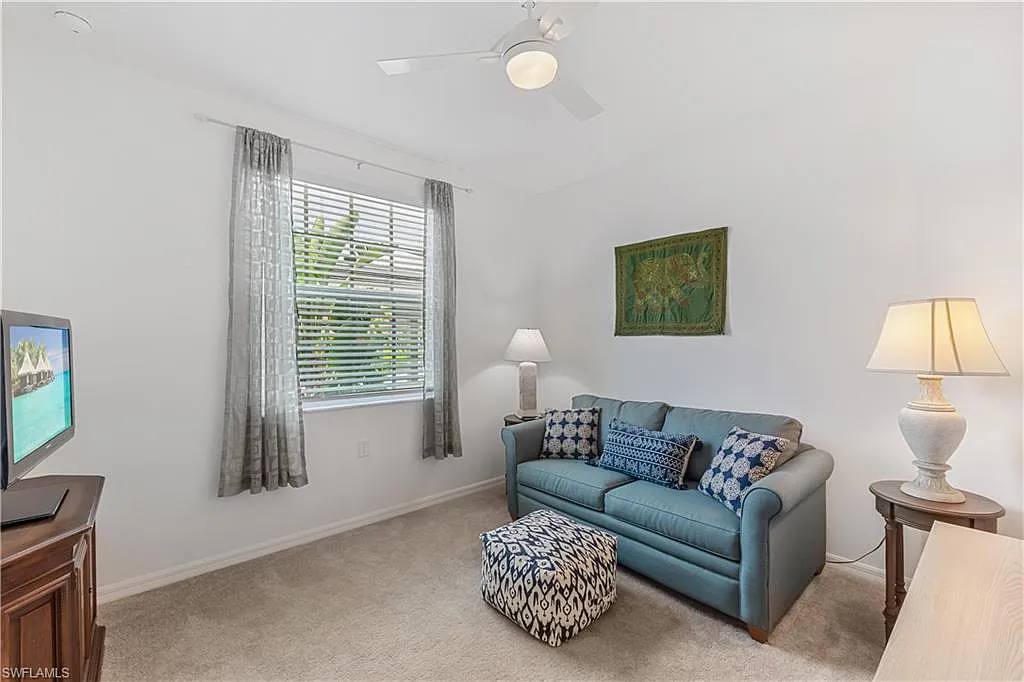 2 bed, 2.0 bath, 1301 sqft, $6,500 — Photo 2