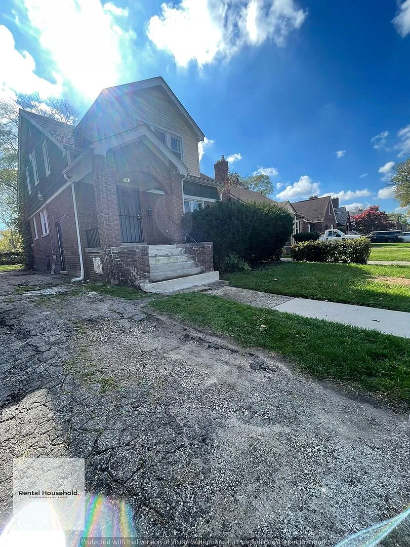 13422 Longview St — Photo 4