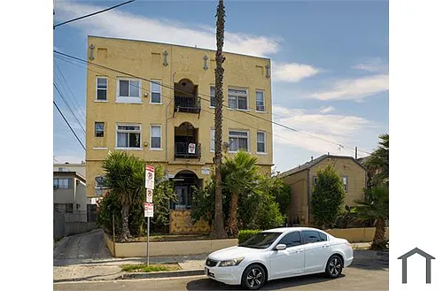 2411 W 10th St Photo 1