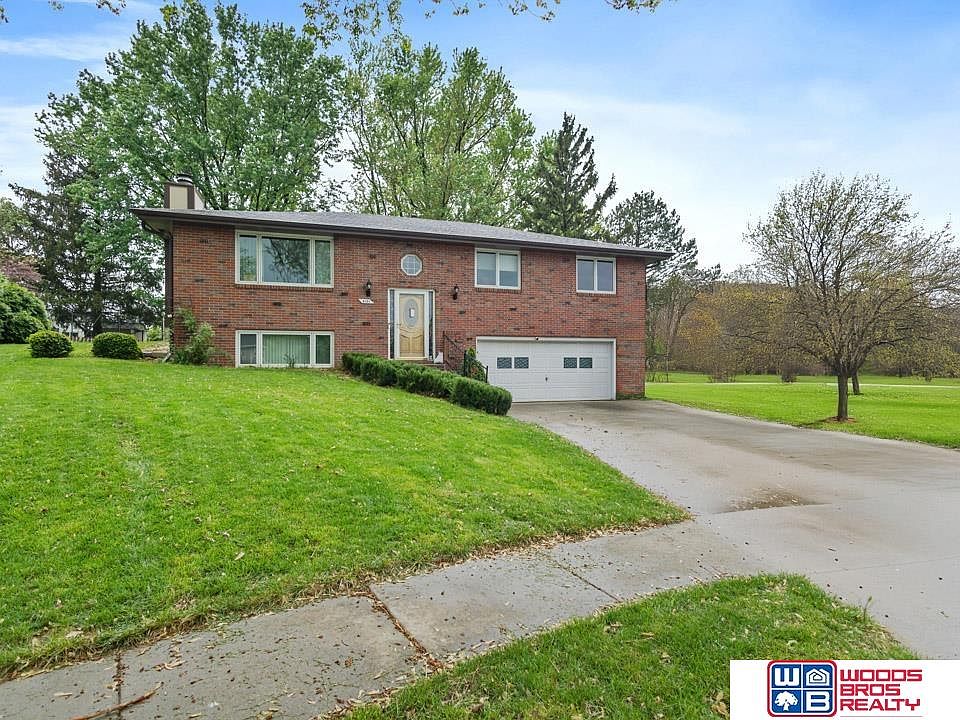 1st image of 5131 Deerwood Cir