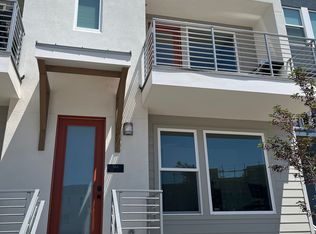 566 N Sego Way, Farmington, UT 84025