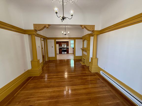 2nd image of 820 Stanyan St APT 3