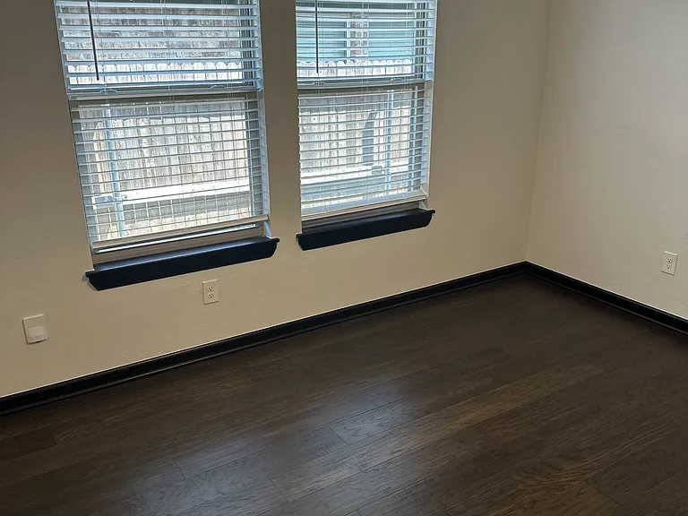 2229 Roca Dr — Photo 26