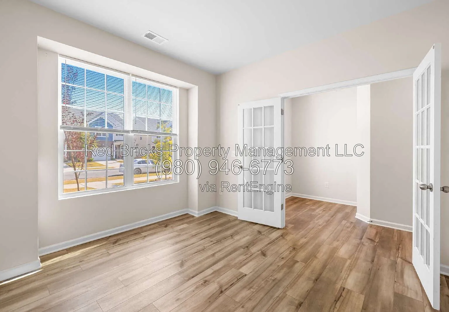 3 bed, 2.5 bath, 1981 sqft, $2,295 — Photo 4