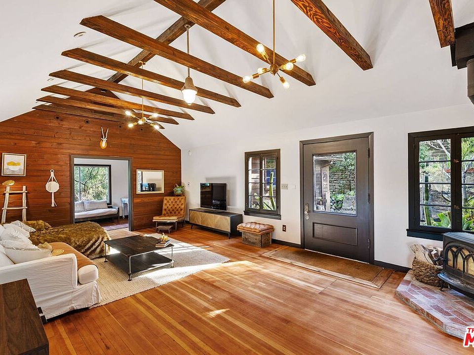 1st image of 1551 Penny Rd