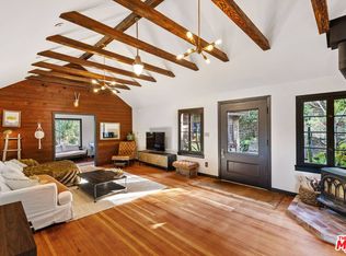 1551 Penny Rd, Topanga, CA 90290