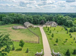 S102W33053 County Road Lo, Mukwonago, WI 53149